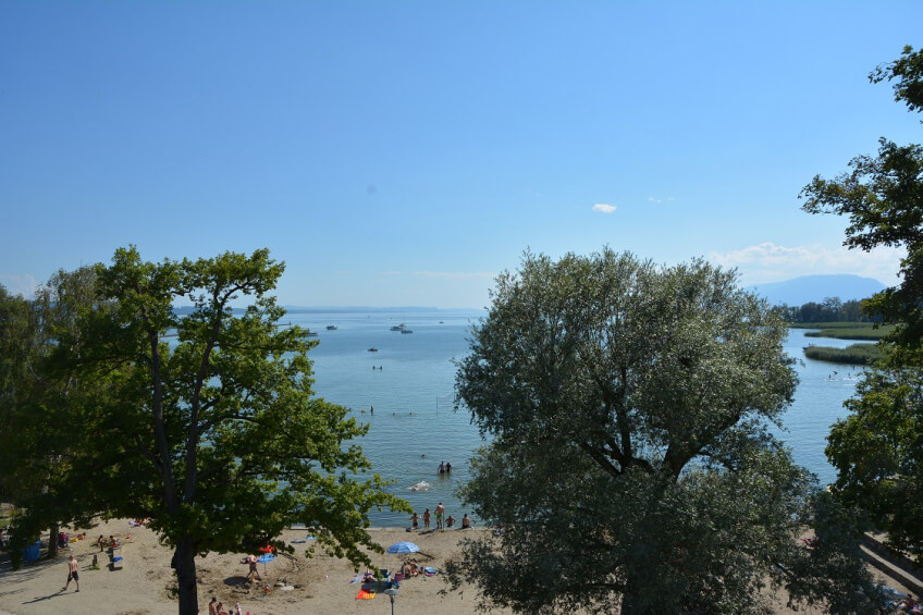 Campingplatz TCS Camping La Tène Lac de Neuchâtel gocamping.ch