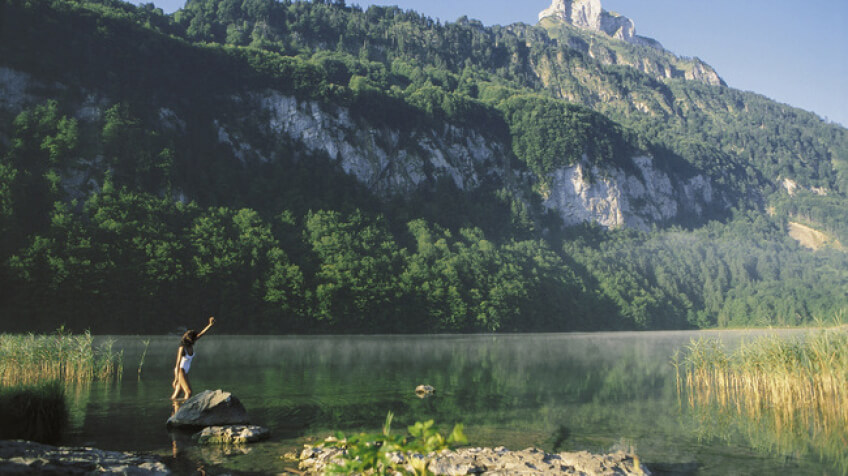 Campingplatz Strandbad & Camping am Seelisbergsee - gocamping.ch