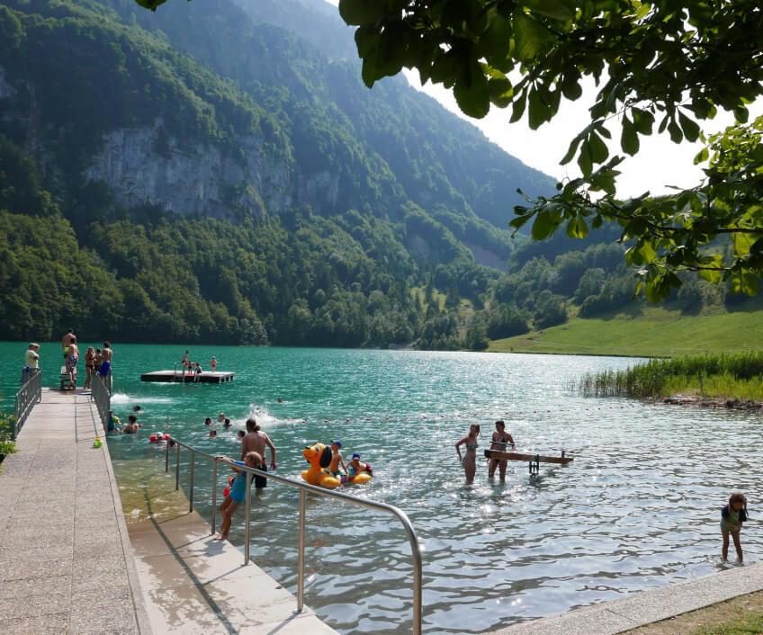 Campingplatz Strandbad & Camping am Seelisbergsee - gocamping.ch