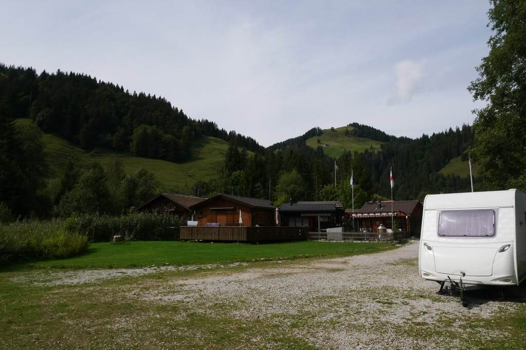 Premiumplatz Wohnwagen / Wohnmobil