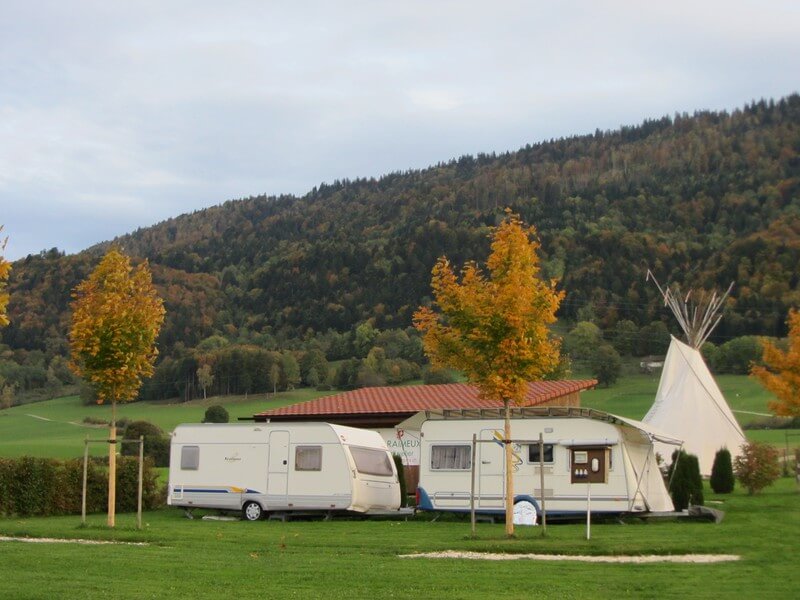 Standplatz Wohnwagen / Wohnmobil