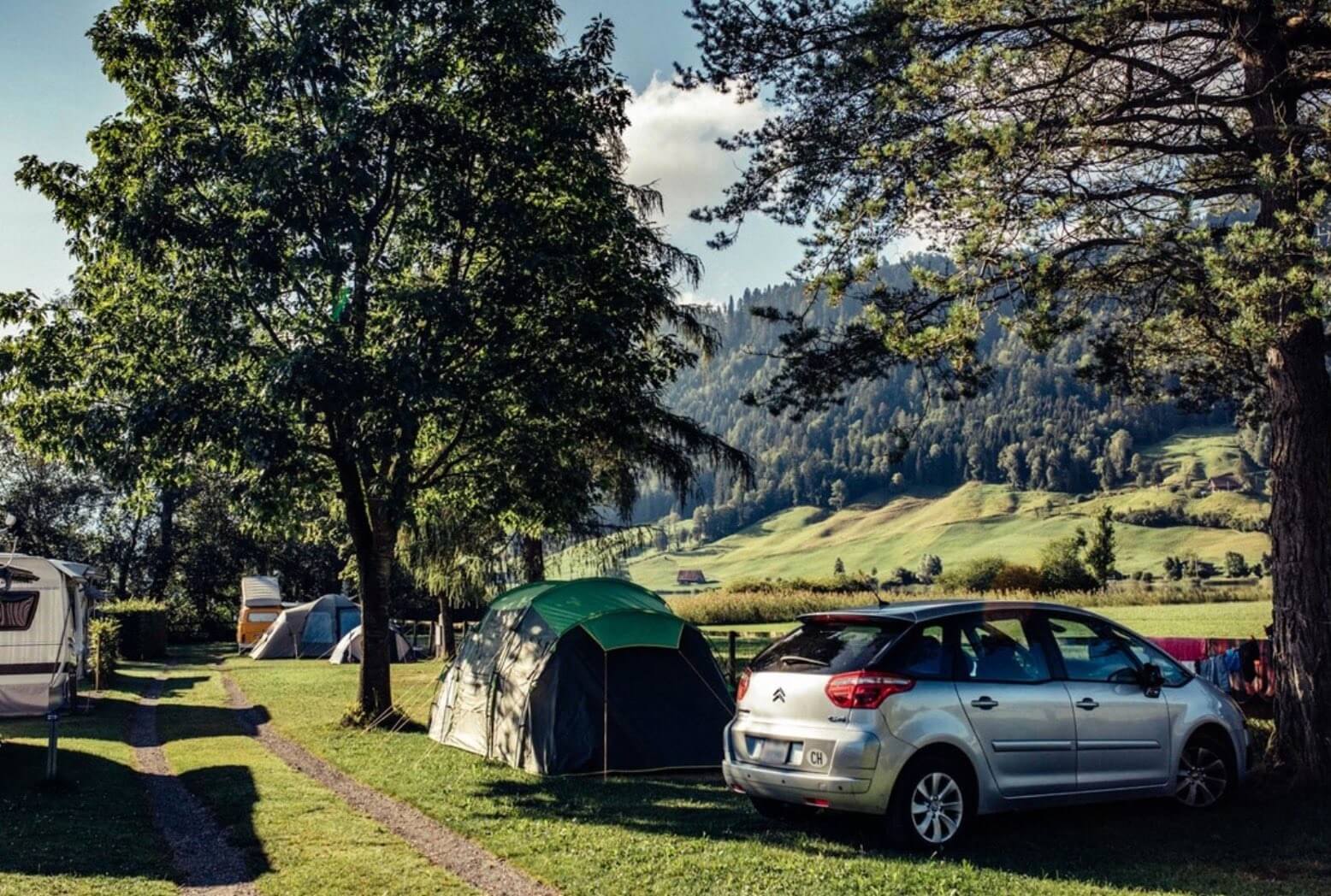 Zeltplatz offene Wiese