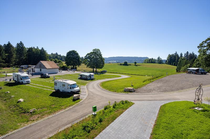 Standplatz Wohnwagen / Wohnmobil