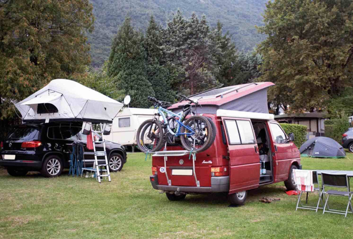 Standplatz VW-Bus / Zelt gross