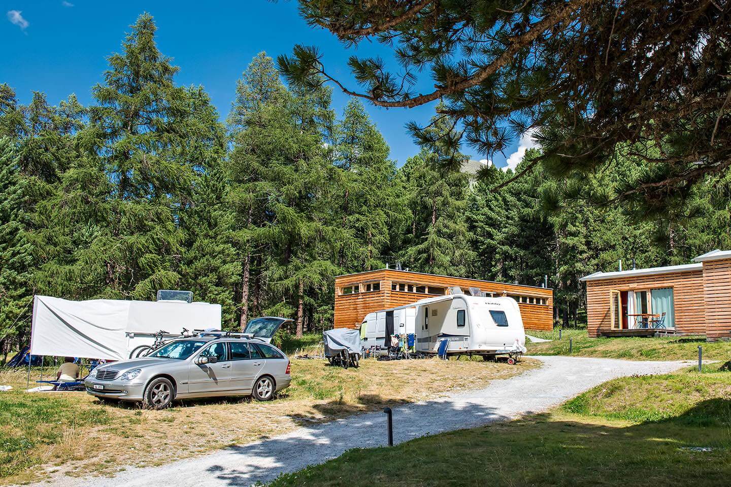 Standplatz Wohnwagen / Wohnmobil