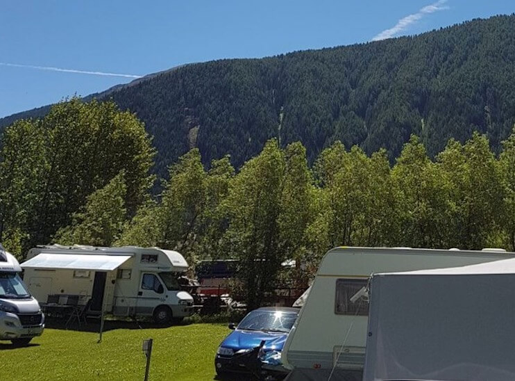 Standplatz Wohnmobil mittel