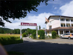 Camping Grenzstein